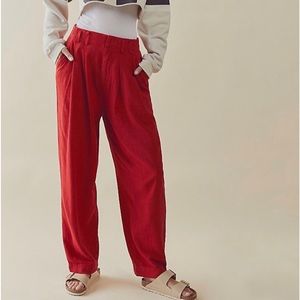 Free People Calla Pleated Trousers in Red Size 4